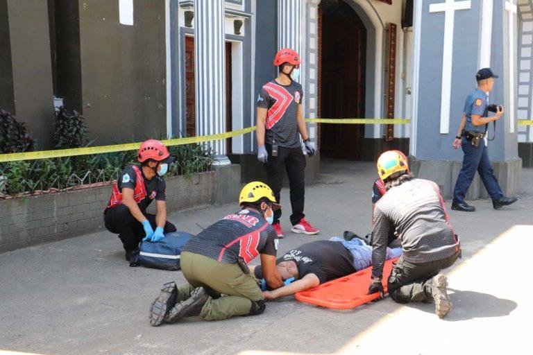 City government employees in Cagayan de Oro participate in earthquake drill