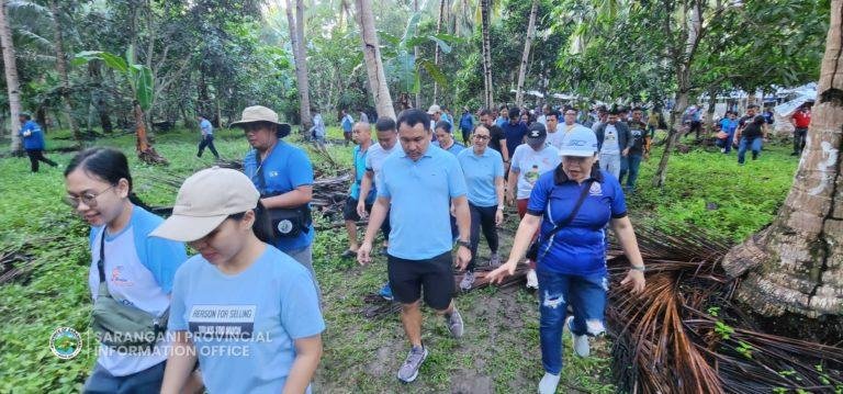Sarangani police spearhead tree planting initiative
