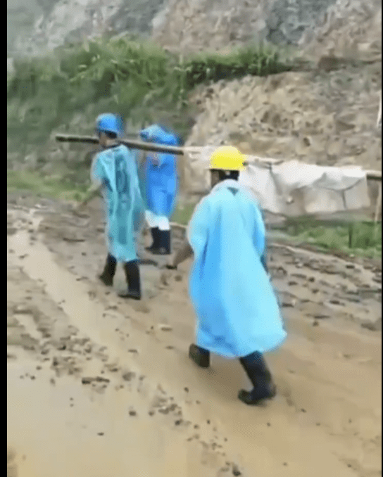 7 persons died including minors as massive landslides happen in  Daveo de Oro town