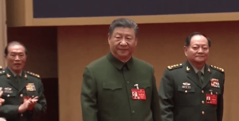 China President Xi nag-awhag sa militar nga mangandam batok sa  panagbangi sa kadagatan