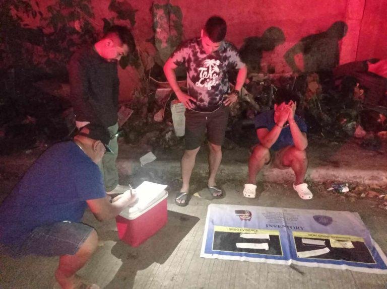 2 illegal drug peddlers  nabbed on Holy Wednesday