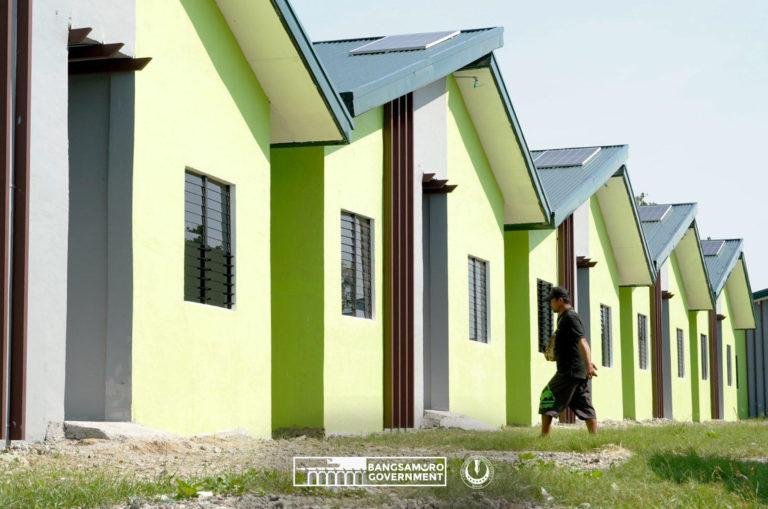 50 families who lost their house due to war were gifted a new home in time for the  Ramadān