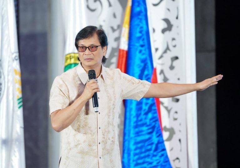 Abalos orders LGUs: Intensify crackdown vs. colorum operators