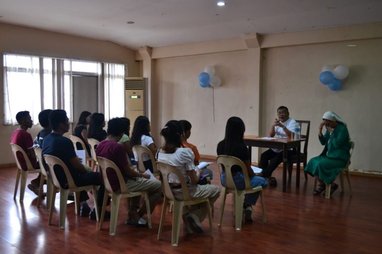17 young archdiocese volunteers now RMC scholars