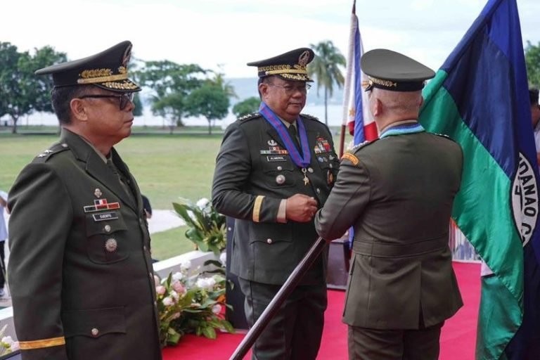 4ID Commander Assumes Leadership of Eastern Mindanao Command