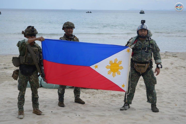 Pilipinas padayong nagpalig-on sa iyang depensa: Año