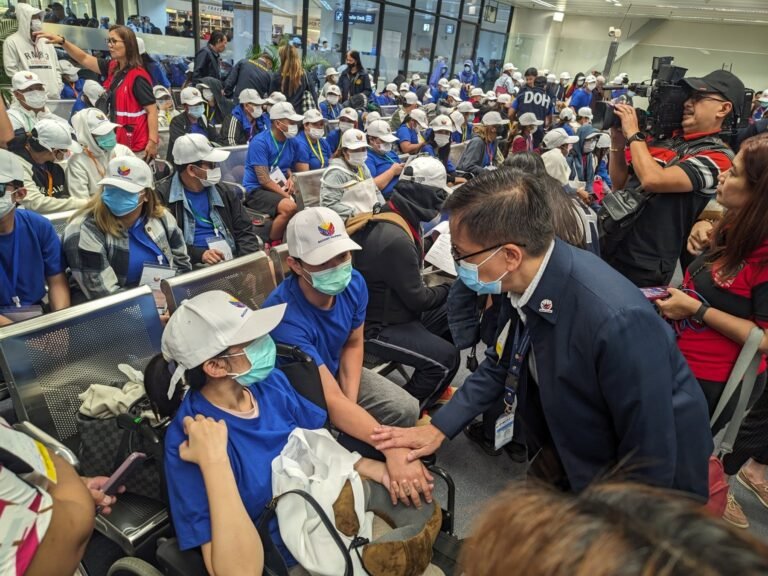 176 Pinoy human trafficking victims from Myanmar finally home