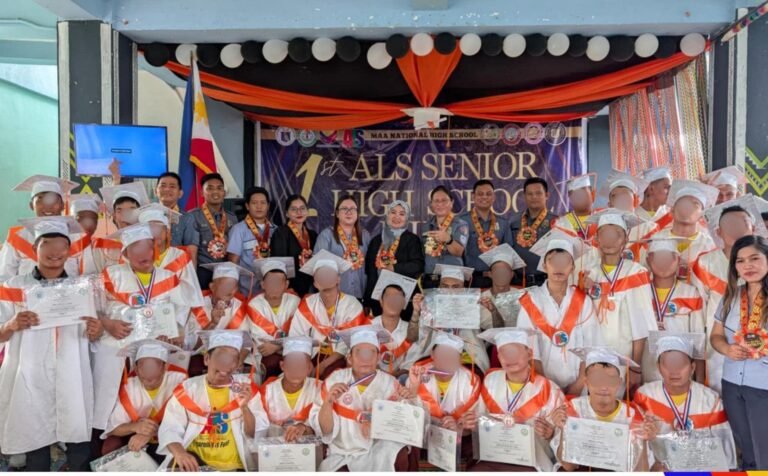 30 Davao City Jail inmates earn high school diplomas through ALS