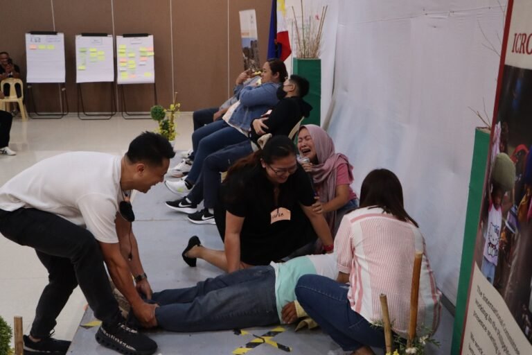 Philippines boosts protection for health workers in Mindanao