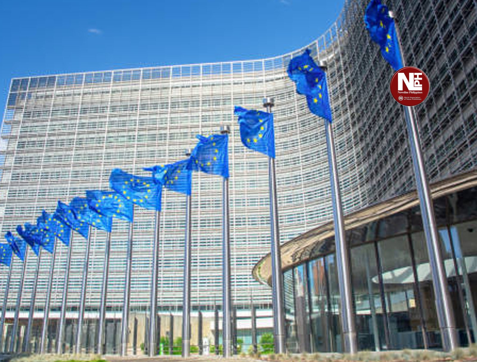 PALACE WELCOMES EU REMOVAL