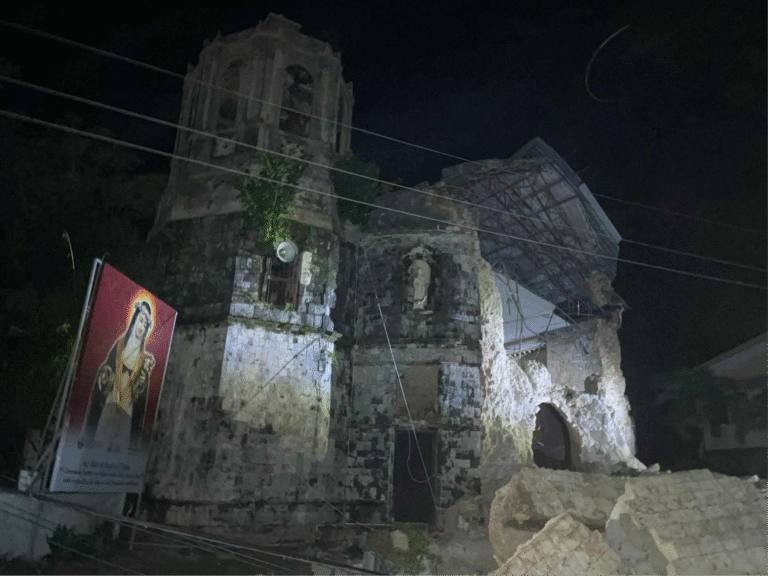 Sta. Rosa Shrine in Cebu damaged in 6.3 magnitude quake; Sacrament Safe