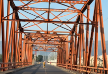 Rusting bridges, waiting funds: Misamis Oriental commuters face a safety gamble