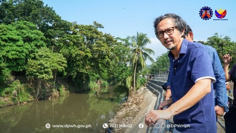 P100-M flood wall rises after Talomo River floods homes