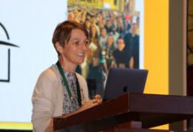 Vatican official to Catholic digital missionaries: Build communion, not clicks
